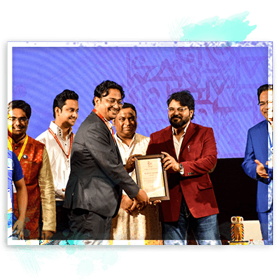 Mr. Arunava Chatterjee receiving The Best Startup Idea Award from Mr. Babul Supriyo, the Minister of IT and Tourism Department, Government of West Bengal